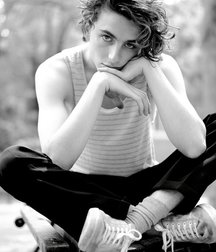 Bluelines Twink Tube Boy 5e0cb1136b651.jpg