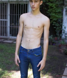 Bluelines Twink Tube Teen 320 5e10354436454.jpg