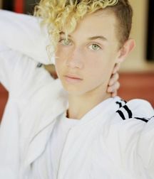 Bluelines Twink Tube 321 5e14808c2c8dd.jpg
