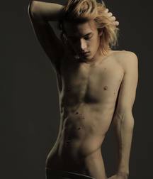  Bluelines Twink Tube 352 5e297003c2ba3.jpg