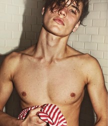  Bluelines Twink Tube 352 5e297059082e7.jpg