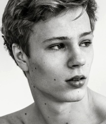  Bluelines Twink Tube 353 5e2970a030a38.jpg