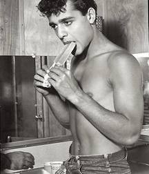  Bluelines Twink Tube 353 5e2970c8ba1d7.jpg