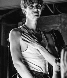 Bluelines Twink Tube 356 5e2c8f4d187d2.jpg