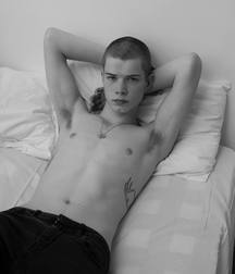 Bluelines Twink Tube 358 5e2e8dbdb9fc9.jpg