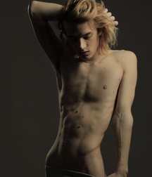  Bluelines Twink Tube 360 5e32d46cbb195.jpg