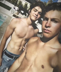  Bluelines Twink Tube 370 5e37d82a5dcd4.png