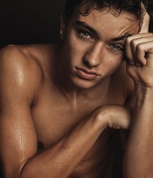  Bluelines Twink Tube 371 5e37daf038ec7.jpg