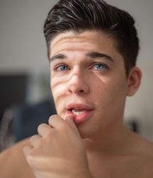  Bluelines Twink Tube 374 5e3beb6b35cc7.jpg