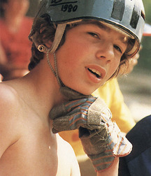  Bluelines Twink Tube 378 5e3bee9422b43.jpg