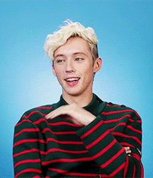  Bluelines Twink Tube 378 5e3beeaa7bd67.gif