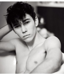  Bluelines Twink Tube 387 5e426c55ed78c.jpg