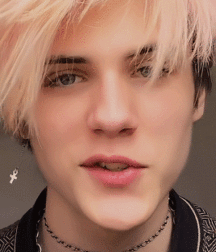  Bluelines Twink Tube 404 5e5187c275921.gif