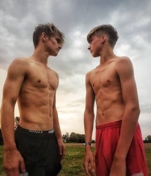  Bluelines Twink Tube 409 5e55207867577.jpg