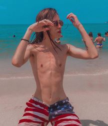  Bluelines Twink Tube 411 5e552332cf687.jpg