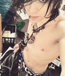  Bluelines Twink Tube 413 5e5767f6f00f7.jpg