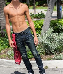  Bluelines Twink Tube 414 5e57687e69081.jpg