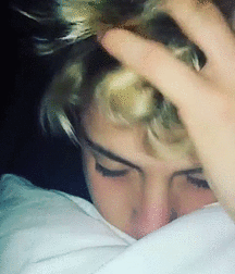  Bluelines Twink Tube 415 5e5769aba131e.gif