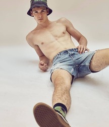  Bluelines Twink Tube 417 5e5ce8da2b001.jpg