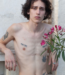 Bluelines Twink Tube 442a 5e634d0b08832.jpg