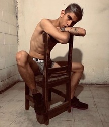  Bluelines Twink Tube 466 5e75baaf7143a.jpg