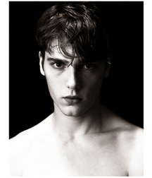 Bluelines Twink Tube 467 5e77a6f5a5cbe.jpg