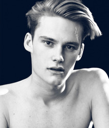 Bluelines Twink Tube 467 5e77a6fbb893e.jpg