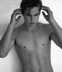 Bluelines Twink Tube 467 5e77a7224fa96.jpg