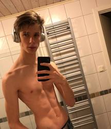  Bluelines Twink Tube 477 5e7e327835d92.jpg
