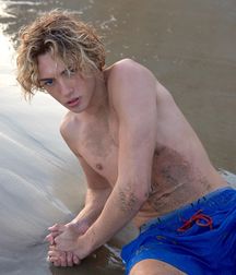  Bluelines Twink Tube 478 5e825f142d2fe.jpg