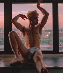  Bluelines Twink Tube 479 5e825fbf92a2f.jpg