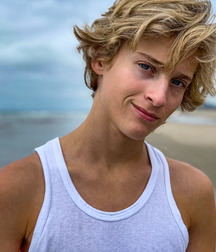  Bluelines Twink Tube 485 5e84a92239a29.jpg