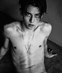 Bluelines Twink Tube 491 5e8a26b7bdaae.jpg