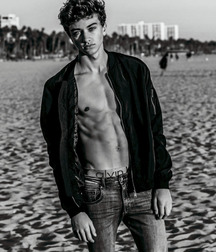  Bluelines Twink Tube 499 5e90e7cfdd1d5.jpg