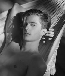  Bluelines Twink Tube 508 5e9731f32f578.jpg