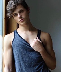 Bluelines Twink Tube 521 5e9bf6bb97674.jpg