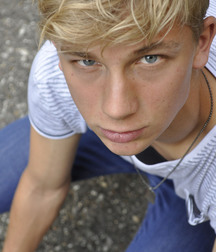  Bluelines Twink Tube 525 5e9db1b2d1119.jpg