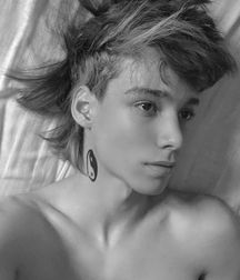  Bluelines Twink Tube 526 5e9db20ebc27d.jpg