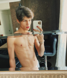 Bluelines Twink Tube 534 5ea19163b05ea.png
