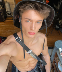  Bluelines Twink Tube 548