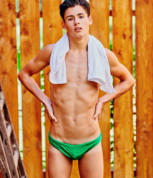 Bluelines Twink Tube 553 5eaba79448033.png