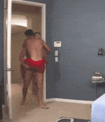  Bluelines Twink Tube 560 5eb0ec7f2a8e3.gif