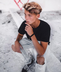  Bluelines Twink Tube 565 5eb23cc5855fb.png