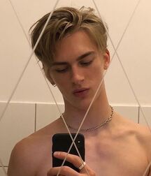  Bluelines Twink Tube 570 5eb42f4db8ccf.jpg