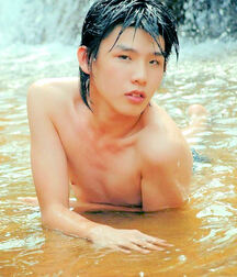  Bluelines Twink Tube 574 5eb537ff1cac3.jpg