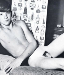  Bluelines Twink Tube 584 5eb83b3dc5b3a.png
