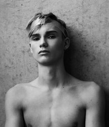  Bluelines Twink Tube 588 5eb98bd1d44ce.jpg