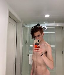 Bluelines Twink Tube 604 5ebd6fed11355.jpg