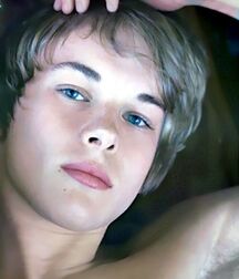  Bluelines Twink Tube 610 5ec00555a54bc.jpg