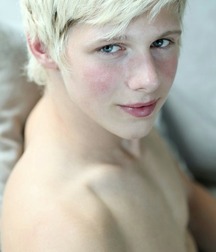  Bluelines Twink Tube 615 5ec15ceb67d6d.jpg